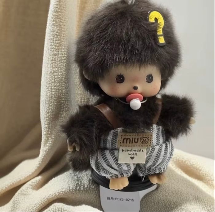 Peluche Monchhichi 15 cm neuve
