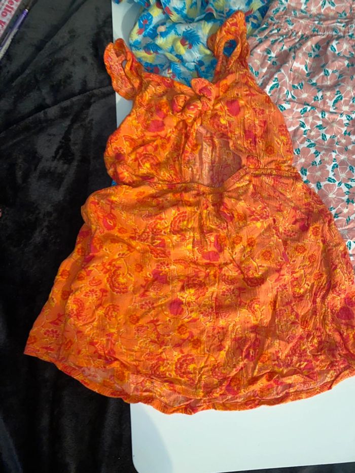 lot de trois robes et une Combies short pour filles, taille trois ans - photo numéro 4