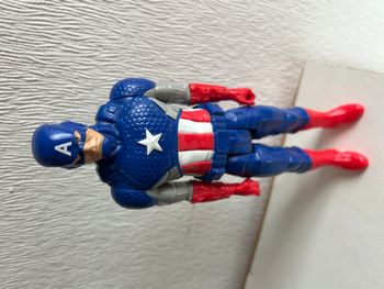 figurine captaine america