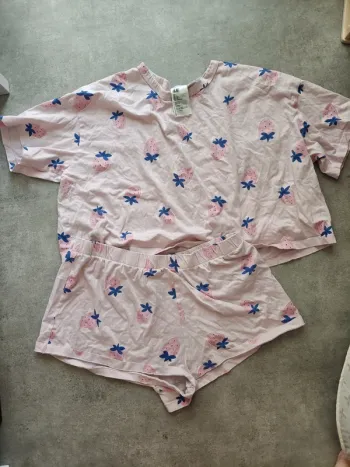 Pyjama H&M fraises T.L rose