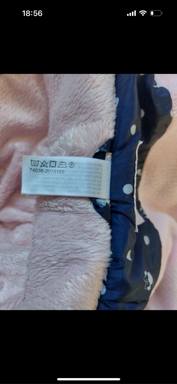 Manteau C&A Disney taille 24 - 36 mois - photo numéro 8