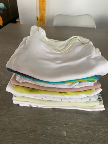 Lot body manches courtes