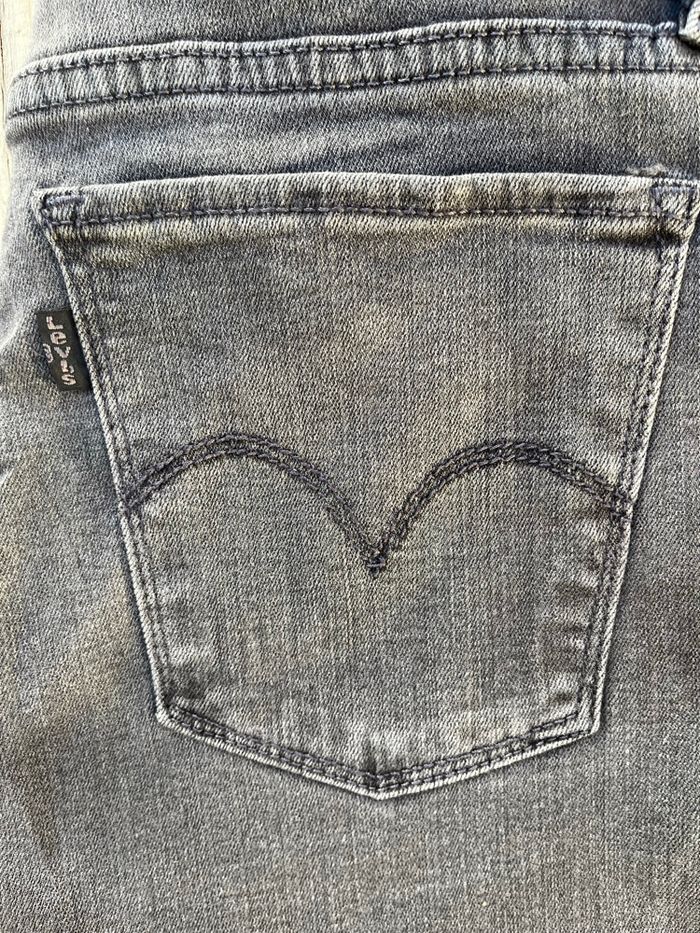 Jean Levi’s - taille W30 L30 - photo numéro 6