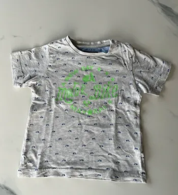 T shirt Mayoral 18 mois