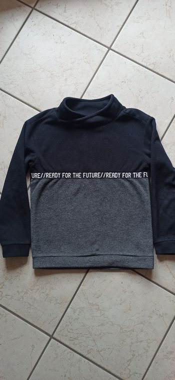 Sweat polaire taille 12 ans