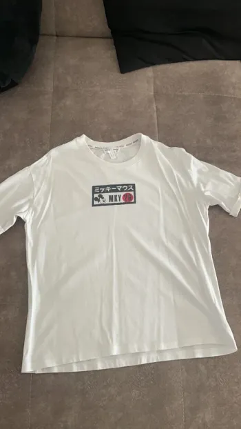 Tee shirt