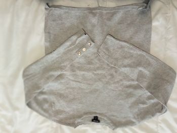 Pull gris