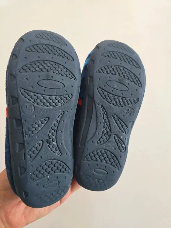 Chaussons spiderman - photo numéro 4