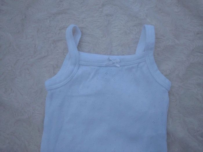 Lot de 3 bodies bretelles Marcel Fille 3 mois Cœur Kiabi Eco conception 100% coton bio - photo numéro 3