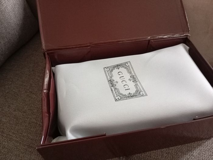 SAC GUCCI NEUF NOIR AVEC BOÎTE - photo numéro 8