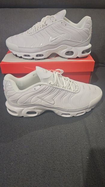 Basket nike tn neuf