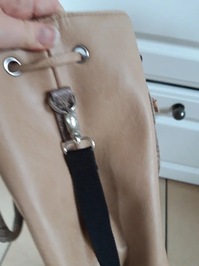 Sac style sac seau porté main et bandoulière - photo numéro 10