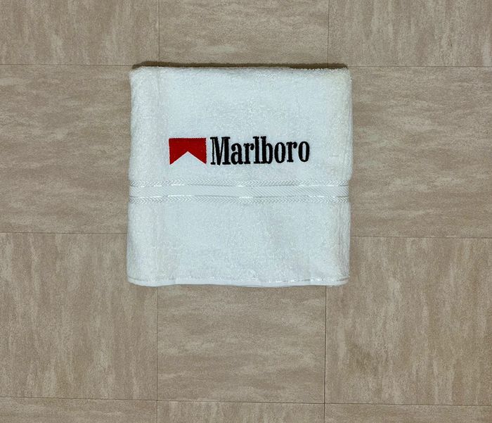 Serviette Marlboro - photo numéro 8