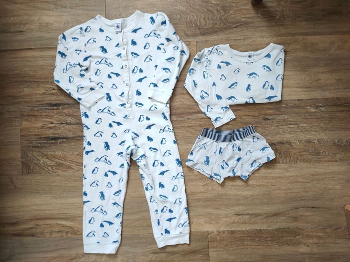 Lot Petit Bateau 5 ans thème pingouin combinaison pyjama éponge