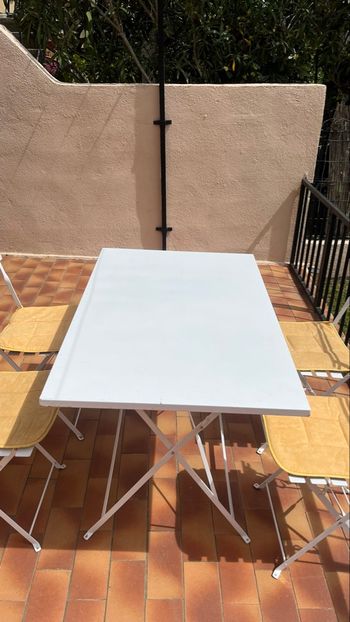 Table et chaises de jardin 