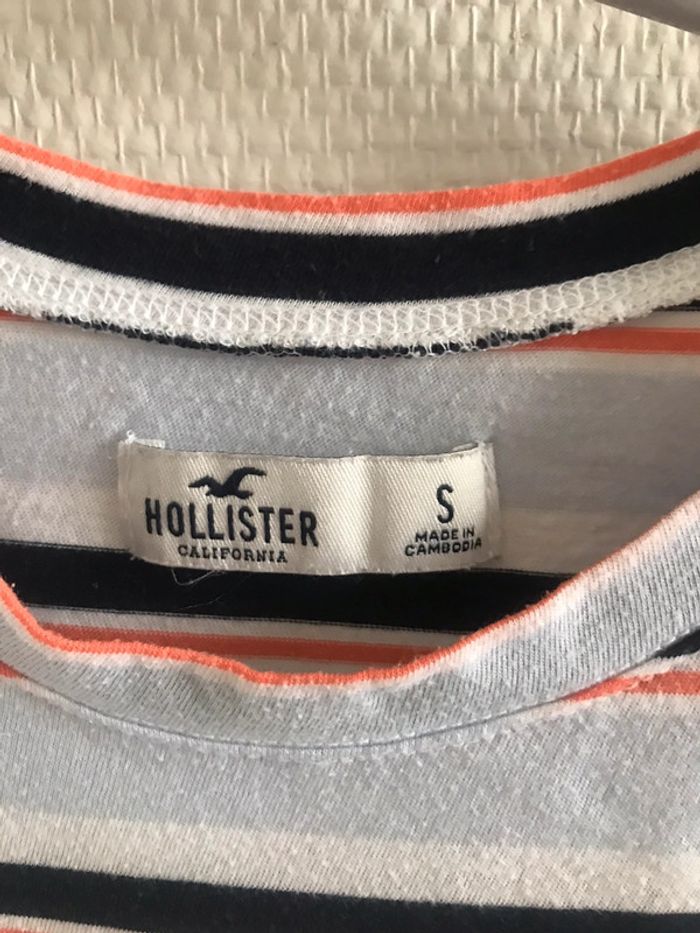 Tee. shirt rayé Holister - photo numéro 2
