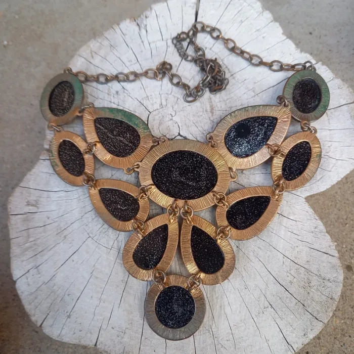 Collier vintage kaki verre pierre - photo numéro 3
