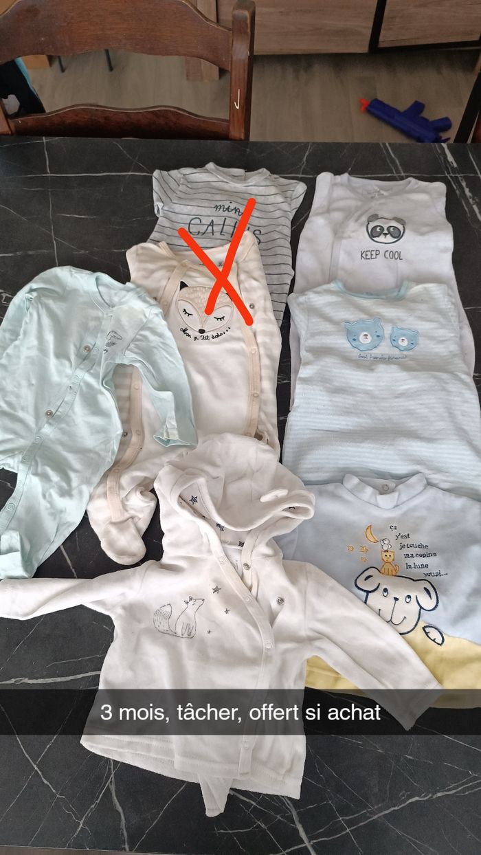 Lot de pyjamas et body 3 mois - photo numéro 7