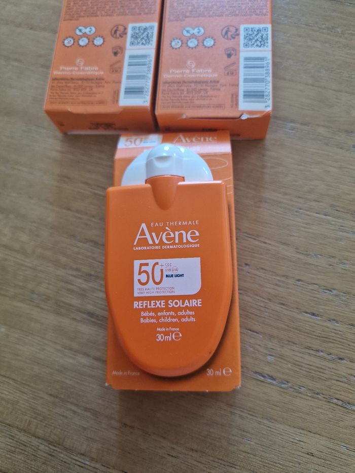 Vends lot s creme solaire - photo numéro 3