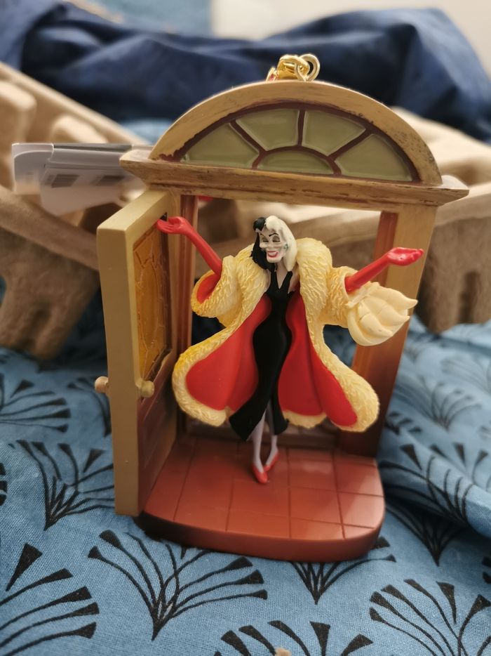 Ornement cruella d'enfer - photo numéro 6