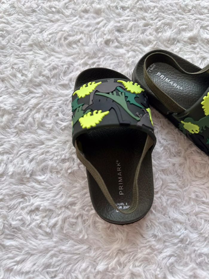 Sandales avec élastique taille 20 - photo numéro 4