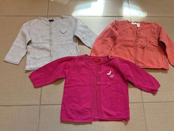 Lot 3 gilets vestes fille 12 mois (1 an)