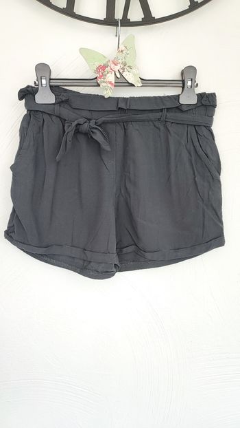 Short noir Gémo 16 ans