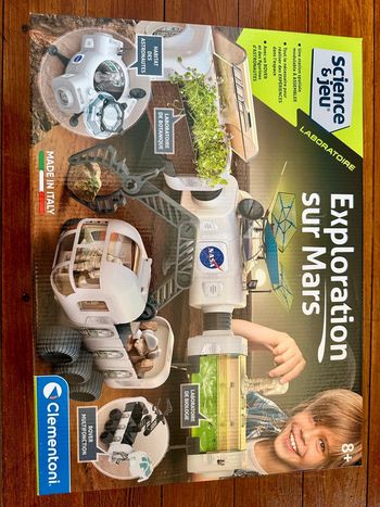 Coffret Clémentoni Exploration sur Mars base spatiale scientifique science jeu astronaute cosmonaute