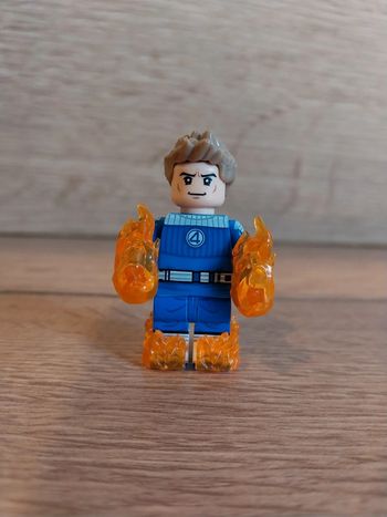 Figurine type lego La Torche Humaine les 4 Fantastiques Marvel