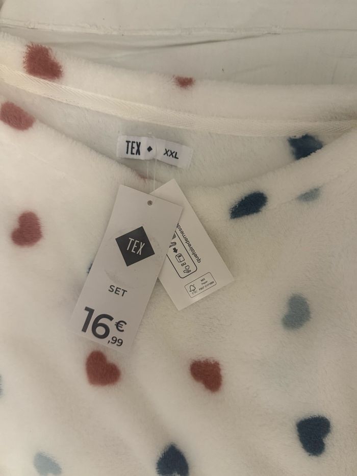 Pyjamas neufs - photo numéro 3