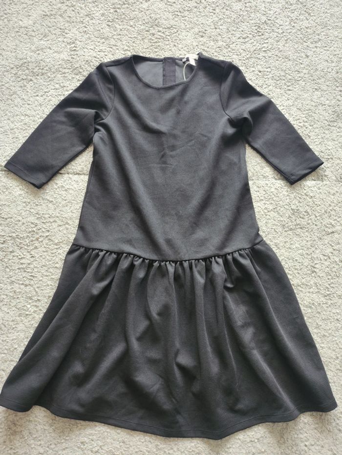 Robe noire neuve Esprit taille 34 - photo numéro 3