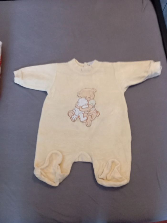 Lot de 5 pyjamas taille 1 mois - photo numéro 6
