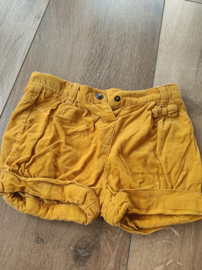 Short 2 ans
