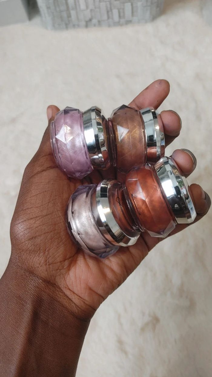 Lot de 4 Gel glow brillant et paillettes pour le visage et le corps