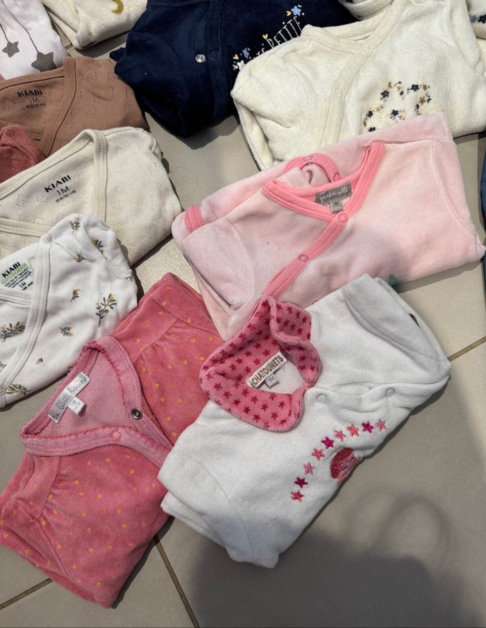 Lot vêtement bébé fille - taille 1 mois - photo numéro 3