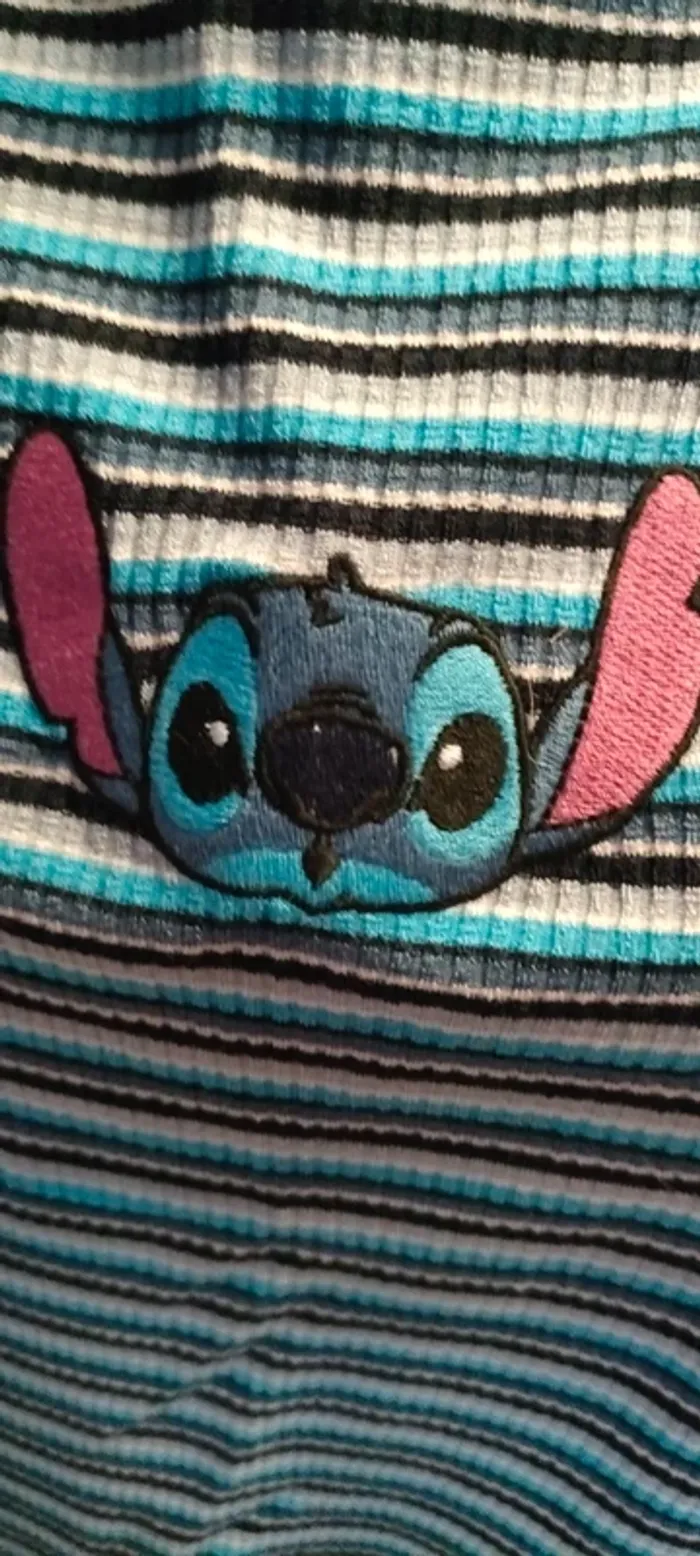 Débardeur Disney stitch - photo numéro 3