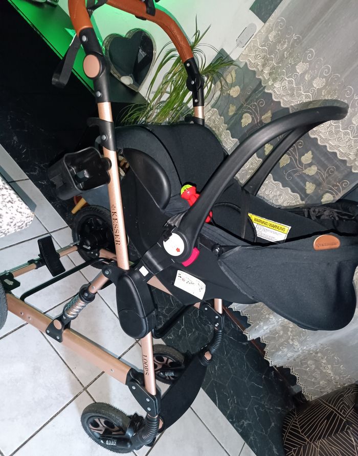 Poussette combinée 3 en 1 - photo numéro 4