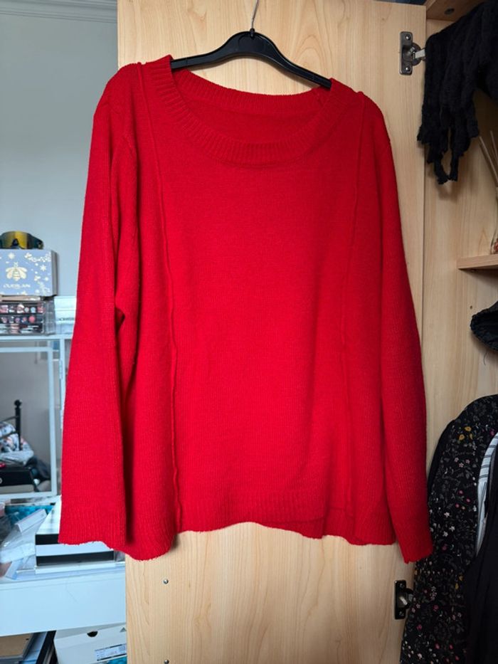 Pull rouge