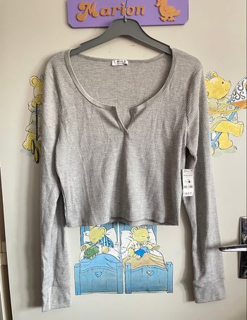 Tee shirt gris à manches longues, taille L, marque Ardene