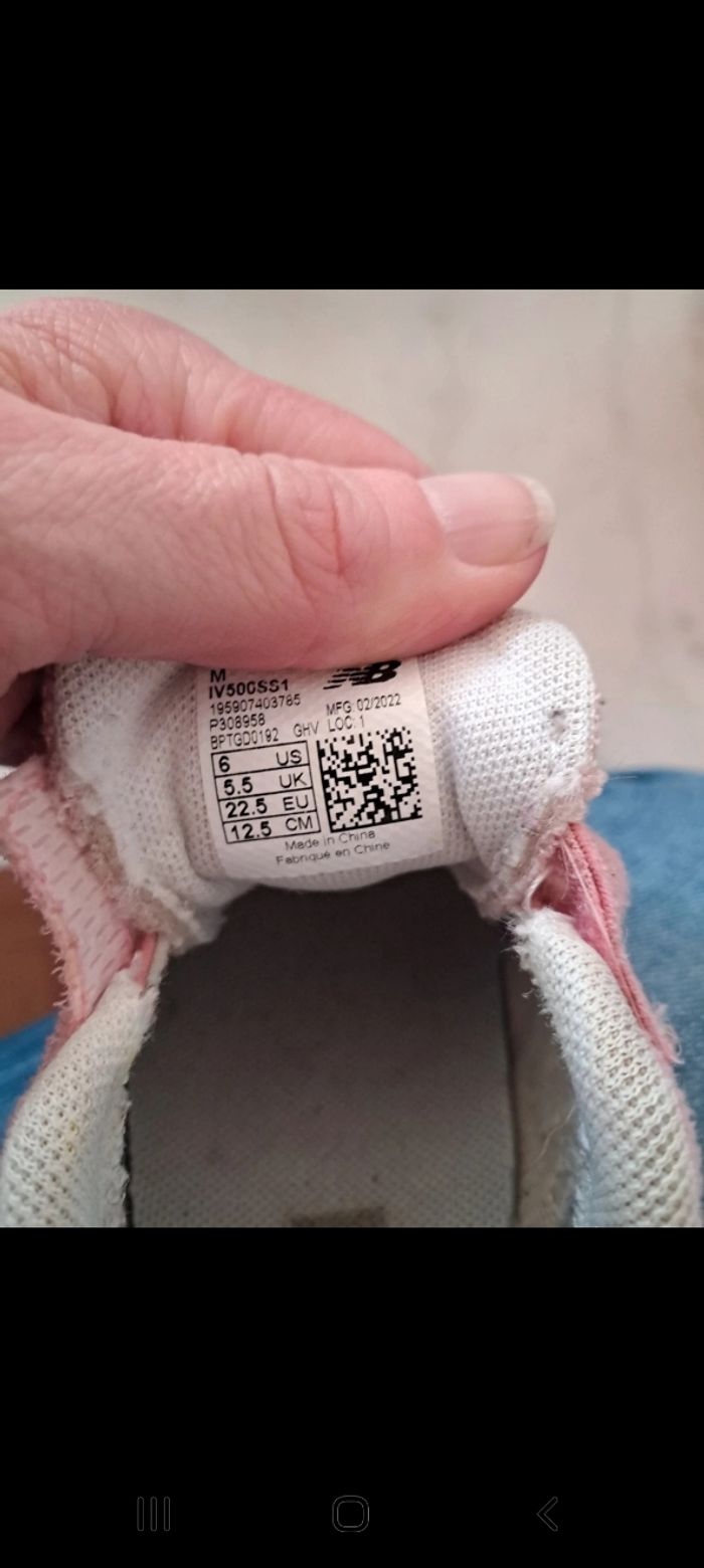 Basket New Balance pointure 22 - photo numéro 6