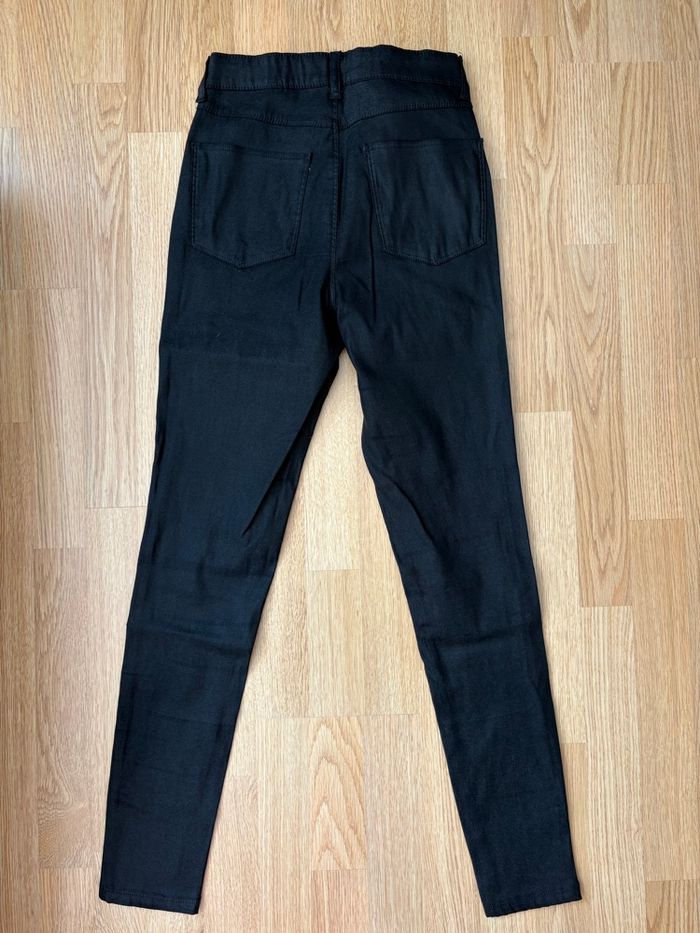 Pantalon - photo numéro 2