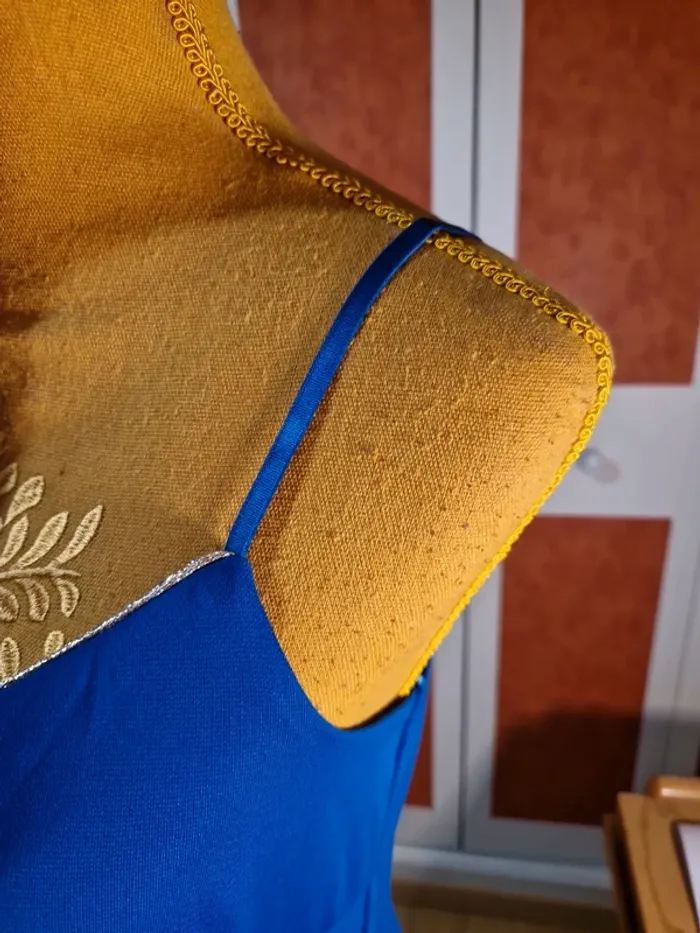 Robe mi longue - photo numéro 9