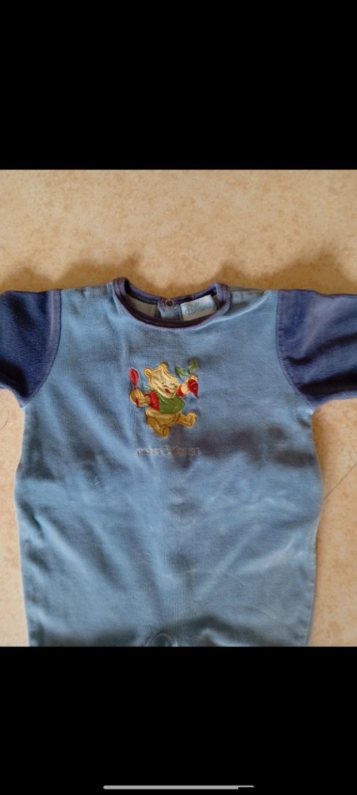 Lot de 3 pyjamas taille 6 mois - photo numéro 2