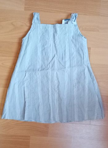 Robe 2 mois de vacances 18 m