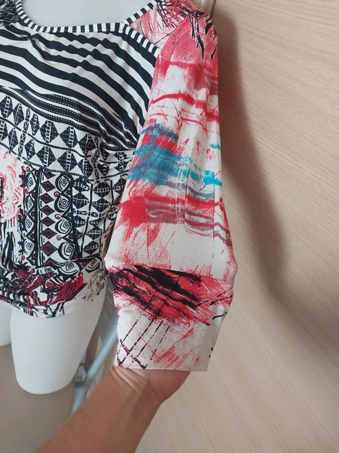 Haut fluide imprimé noir et rose - photo numéro 4