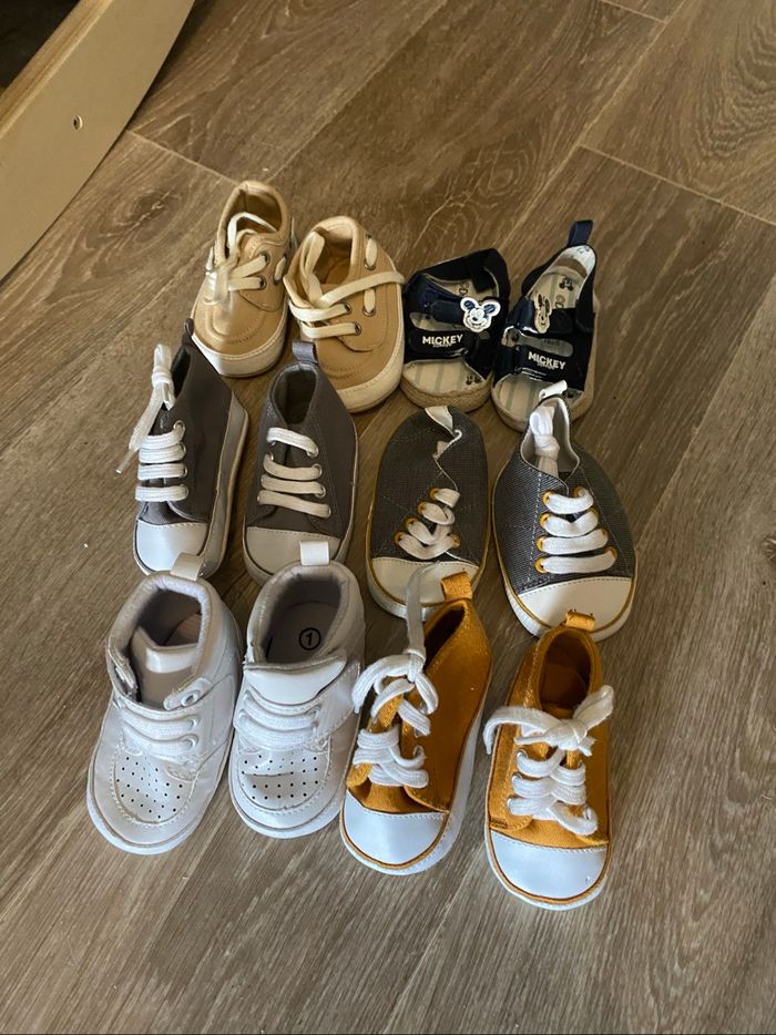 Lot chaussures bébé garçon 6/12mois