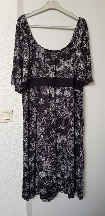 Robe Defi mode taille 50/52