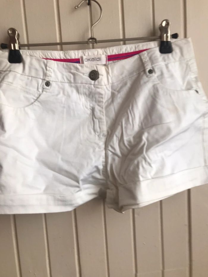 Short blanc