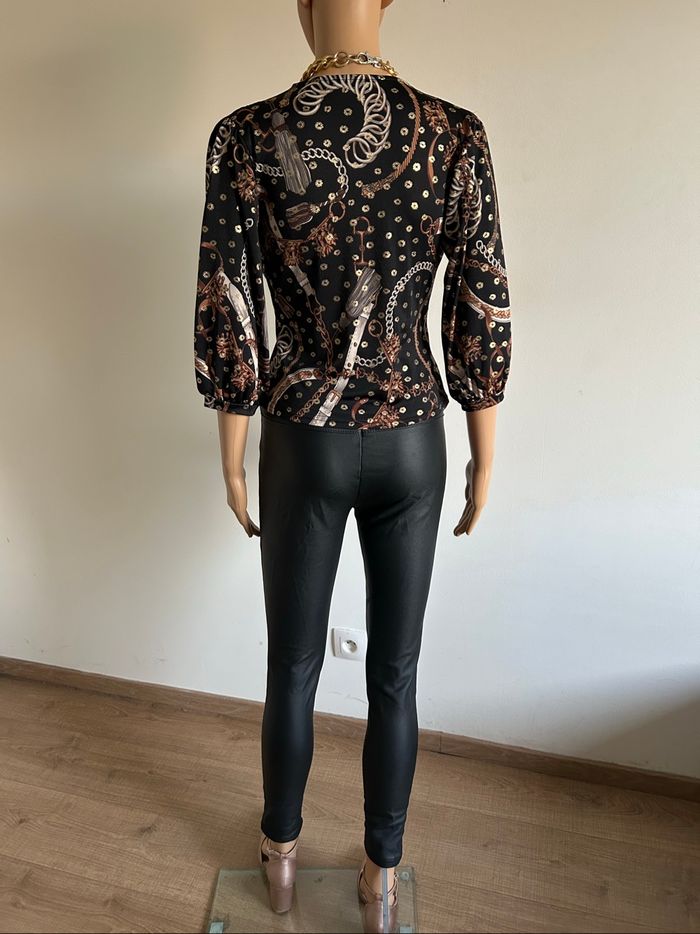 Blouse imprimée et dorée avec manches 3/4 Morgan taille S comme neuve - photo numéro 6