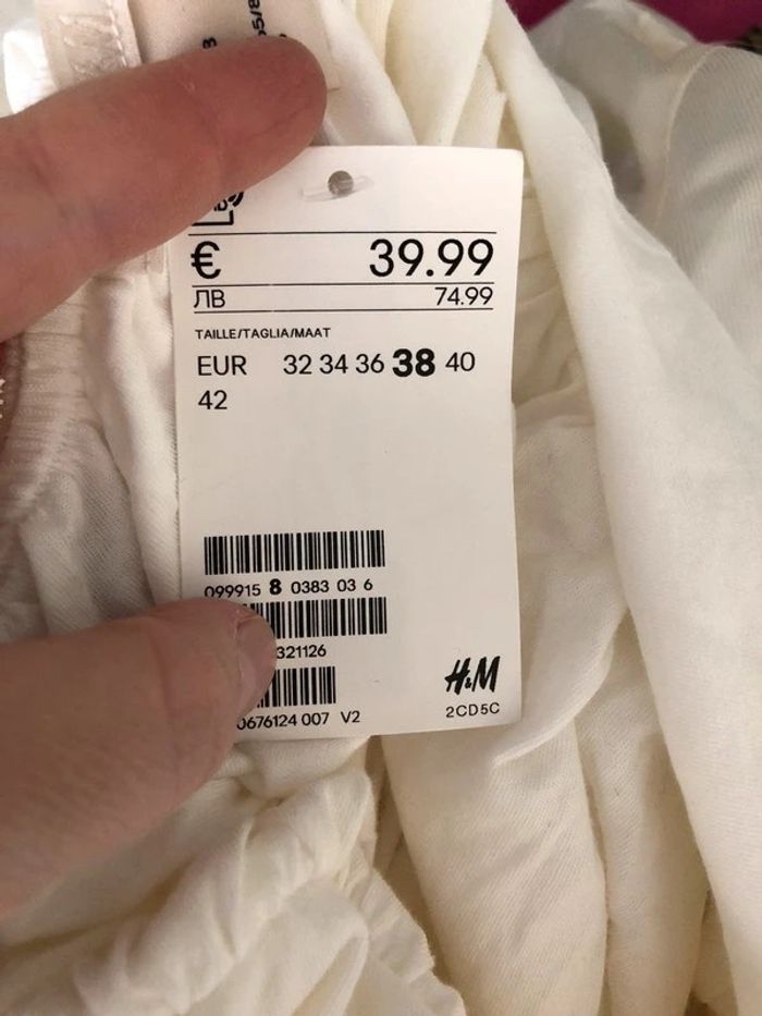 Robe H&M neuve taille 38 - photo numéro 7